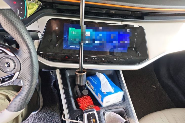 Used Dongfeng Aeolus Yixuan MAX 2023 1.5T Super Cool Trendy Dad Edition Audio And AC Panel