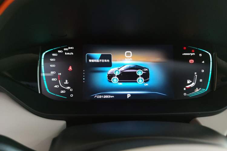 Used Dongfeng Aeolus Yixuan MAX 2023 1.5T Super Cool Trendy Dad Edition Instrument Cluster