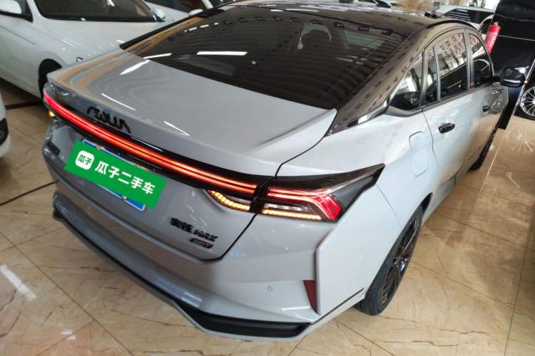Used Dongfeng Aeolus Yixuan MAX 2023 1.5T Super Cool Trendy Dad Edition Rear Right 45 Deg