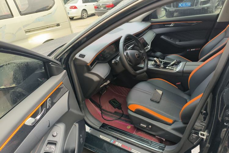 Used Dongfeng Aeolus Yixuan MAX 2023 1.5T Ultra-Stylish Trendsetting Dad Edition Driver Seat