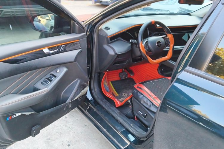 Used Dongfeng Aeolus Yixuan MAX 2023 1.5T Ultra-Stylish Trendsetting Dad Edition Driver Seat