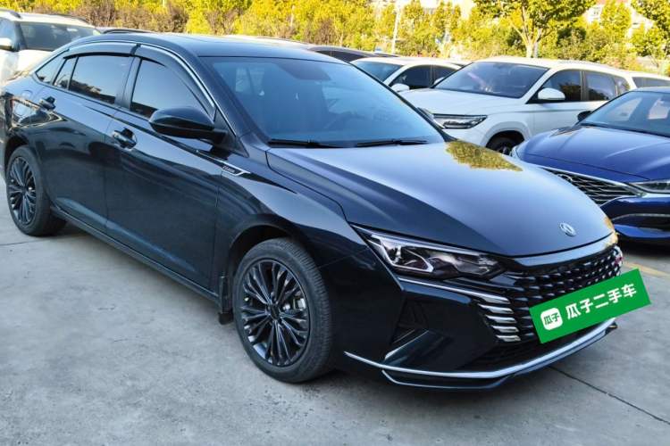 Used Dongfeng Aeolus Yixuan MAX 2023 1.5T Ultra-Stylish Trendsetting Dad Edition Front Right 45 Deg