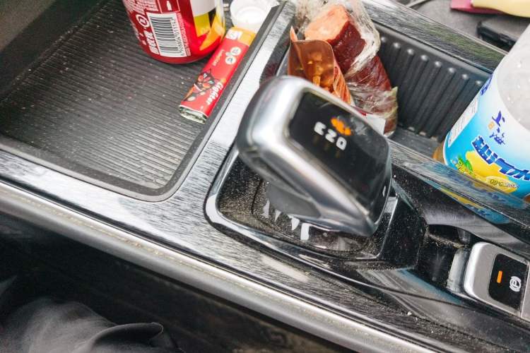 Used Dongfeng Aeolus Yixuan MAX 2023 1.5T Super-Powered Dad Edition Gear Lever