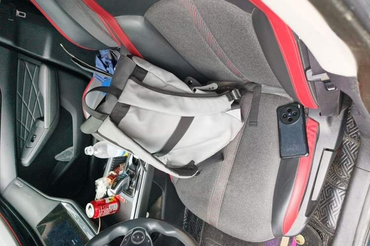 Used Dongfeng Aeolus Yixuan MAX 2023 1.5T Super-Powered Dad Edition Left Front Seat