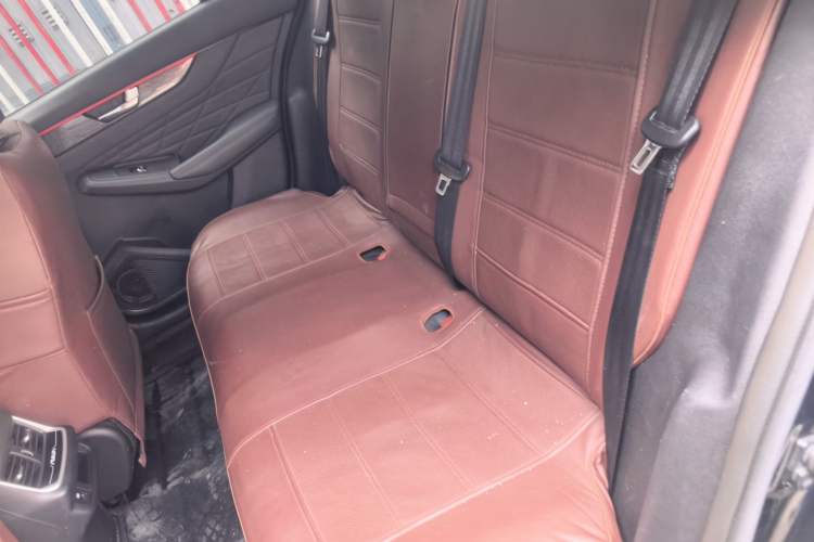 Used Dongfeng Aeolus Yixuan MAX 2023 1.5T Super-Powered Dad Edition Left Rear Seat