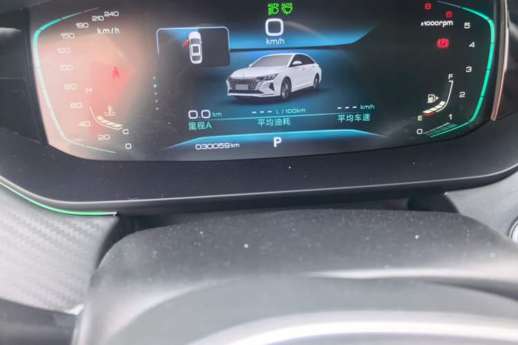 Used Dongfeng Aeolus Yixuan MAX 2023 1.5T Super-Powered Dad Edition Odometer Close Up