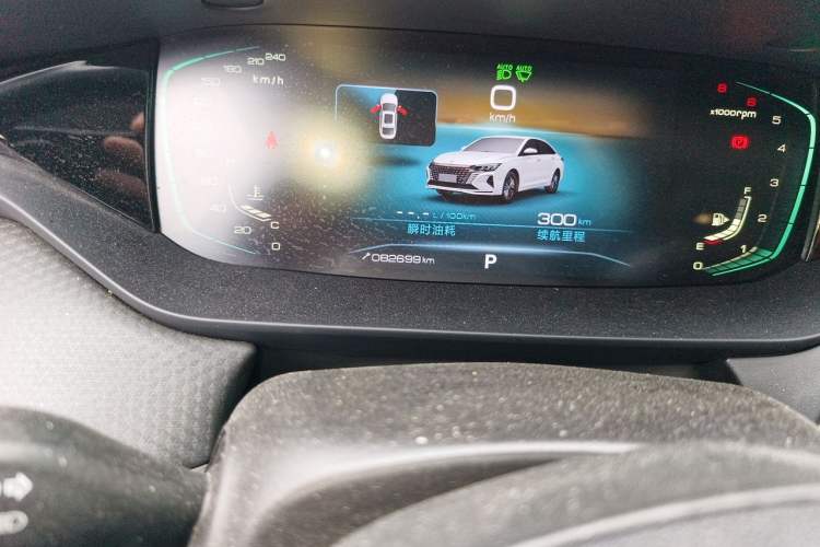 Used Dongfeng Aeolus Yixuan MAX 2023 1.5T Super-Powered Dad Edition Odometer Close Up