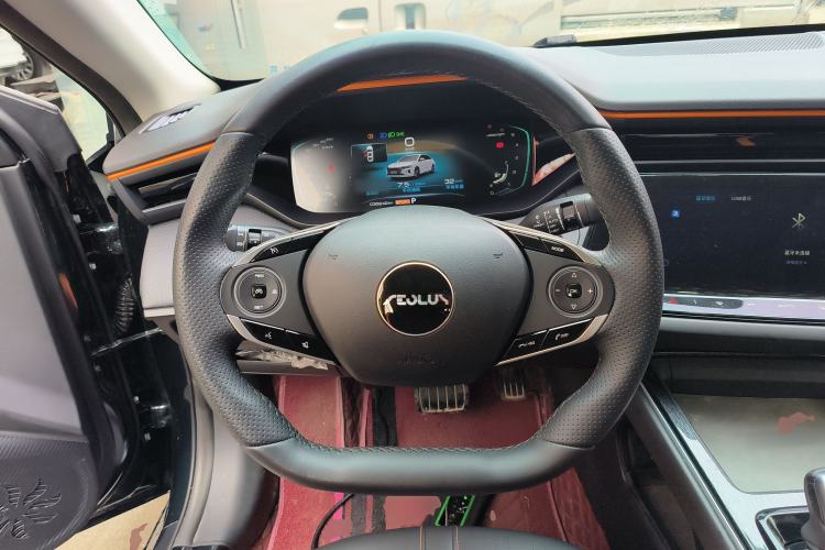 Used Dongfeng Aeolus Yixuan MAX 2023 1.5T Ultra-Stylish Trendsetting Dad Edition Steering Wheel
