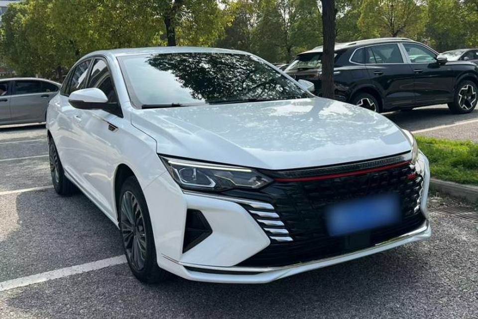 Dongfeng Aeolus Yixuan MAX 2023