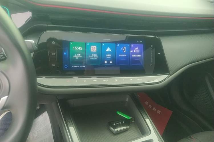 Used Dongfeng Aeolus Yixuan MAX 2023 1.5T Super-Powered Dad Edition Audio And AC Panel