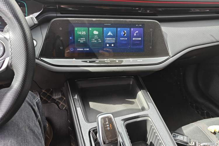 Used Dongfeng Aeolus Yixuan MAX 2023 1.5T Super-Powered Dad Edition Audio And AC Panel