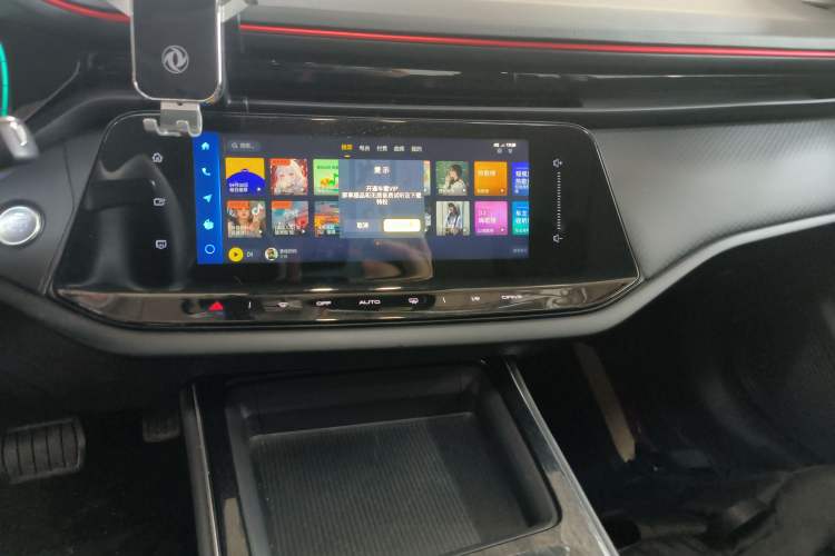 Used Dongfeng Aeolus Yixuan MAX 2023 1.5T Super-Powered Dad Edition Audio And AC Panel