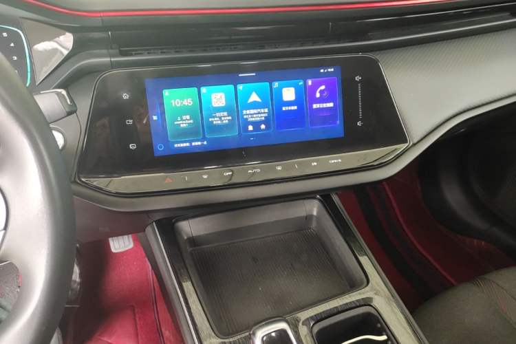 Used Dongfeng Aeolus Yixuan MAX 2023 1.5T Super-Powered Dad Edition Audio And AC Panel