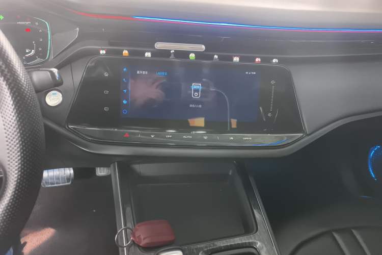 Used Dongfeng Aeolus Yixuan MAX 2023 1.5T Super-Powered Dad Edition Audio And AC Panel