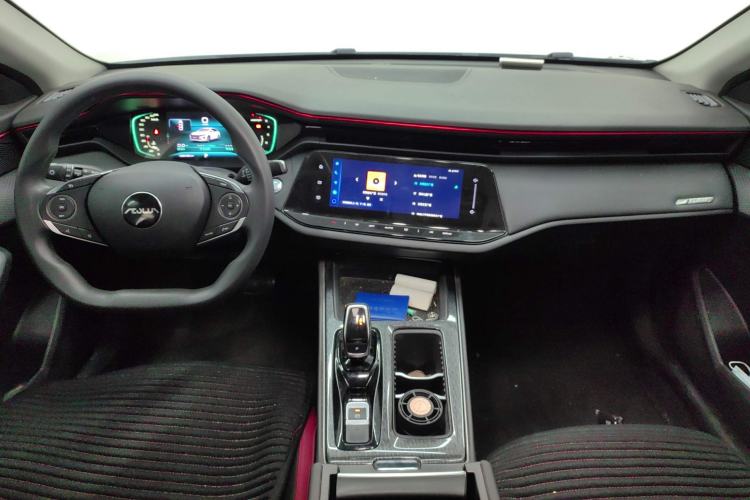 Used Dongfeng Aeolus Yixuan MAX 2023 1.5T Super-Powered Dad Edition Center Console