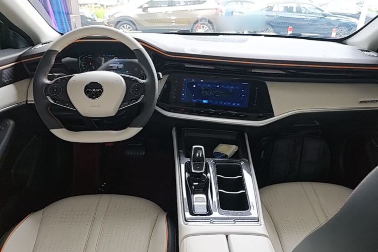 Used Dongfeng Aeolus Yixuan MAX 2023 1.5T Super Cool Trendy Dad Edition Center Console