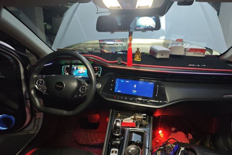 Used Dongfeng Aeolus Yixuan MAX 2023 1.5T Xingchi Edition Center Console