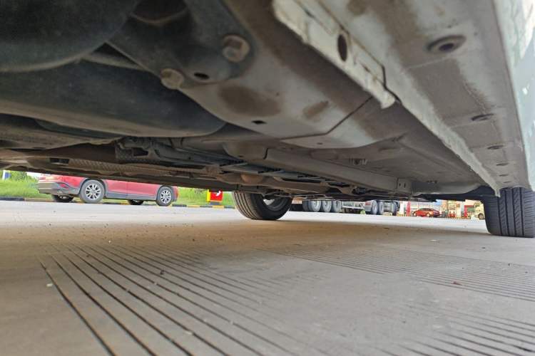 Used Dongfeng Aeolus Yixuan MAX 2023 1.5T Super-Powered Dad Edition Chassis Rear Right