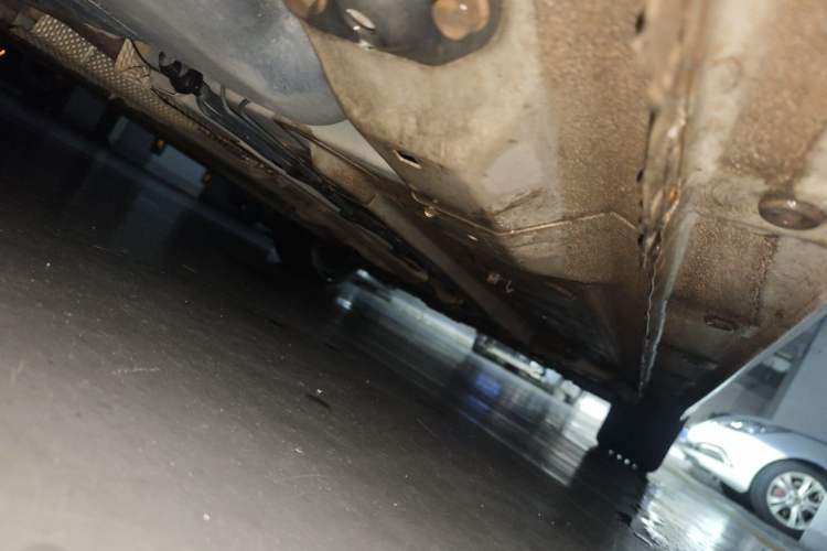 Used Dongfeng Aeolus Yixuan MAX 2023 1.5T Xingchi Edition Chassis Rear Right