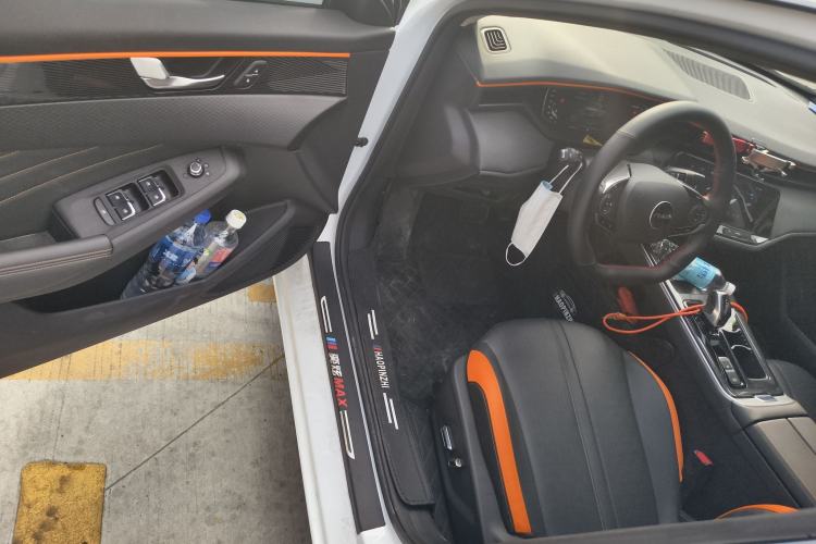 Used Dongfeng Aeolus Yixuan MAX 2023 1.5T Ultra-Stylish Trendsetting Dad Edition Driver Seat