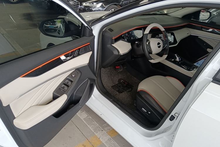 Used Dongfeng Aeolus Yixuan MAX 2023 1.5T Super Cool Trendy Dad Edition Driver Seat