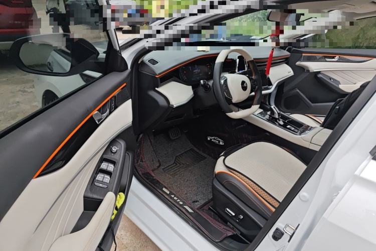 Used Dongfeng Aeolus Yixuan MAX 2023 1.5T Super Cool Trendy Dad Edition Driver Seat