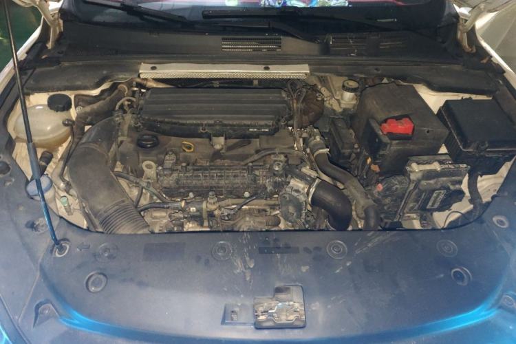 Used Dongfeng Aeolus Yixuan MAX 2023 1.5T Xingchi Edition Engine Bay