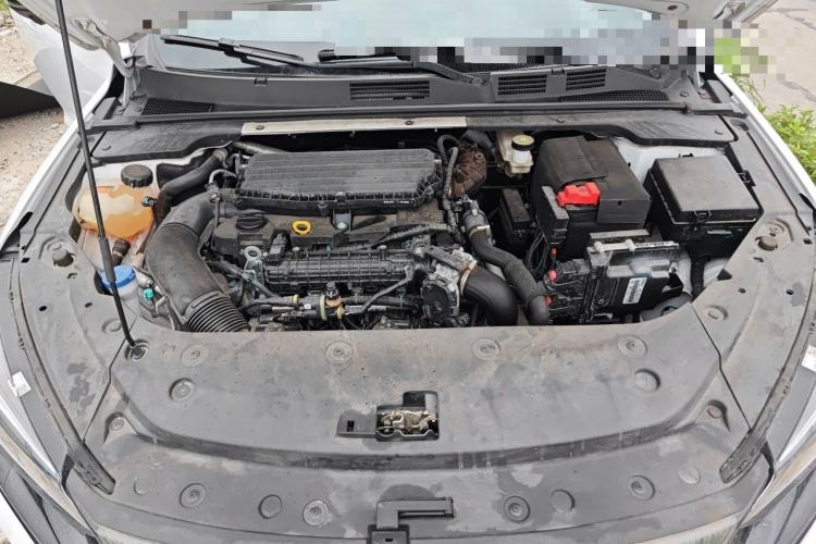 Used Dongfeng Aeolus Yixuan MAX 2023 1.5T Super Cool Trendy Dad Edition Engine Bay
