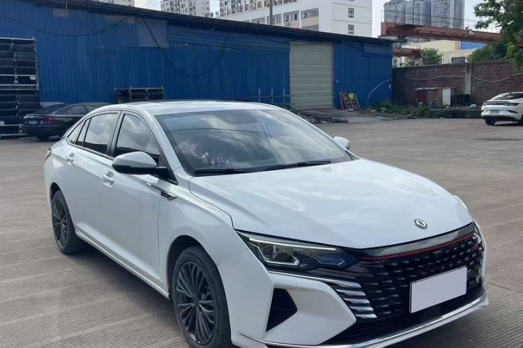 Used Dongfeng Aeolus Yixuan MAX 2023 1.5T Ultra-Stylish Trendsetting Dad Edition Exterior 2