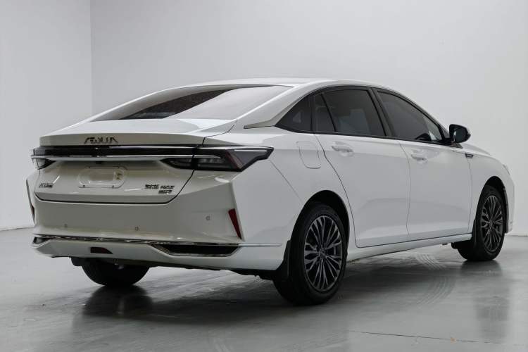Used Dongfeng Aeolus Yixuan MAX 2023 1.5T Super-Powered Dad Edition Exterior 4