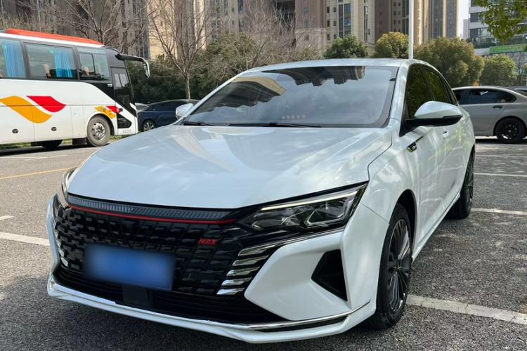 Used Dongfeng Aeolus Yixuan MAX 2023 1.5T Super-Powered Dad Edition Exterior 4