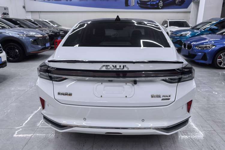 Used Dongfeng Aeolus Yixuan MAX 2023 1.5T Super-Powered Dad Edition Exterior 4