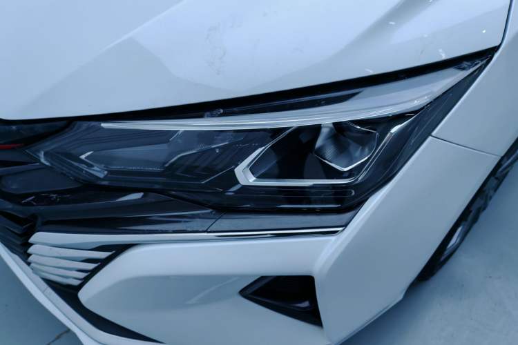 Used Dongfeng Aeolus Yixuan MAX 2023 1.5T Super-Powered Dad Edition Exterior 7