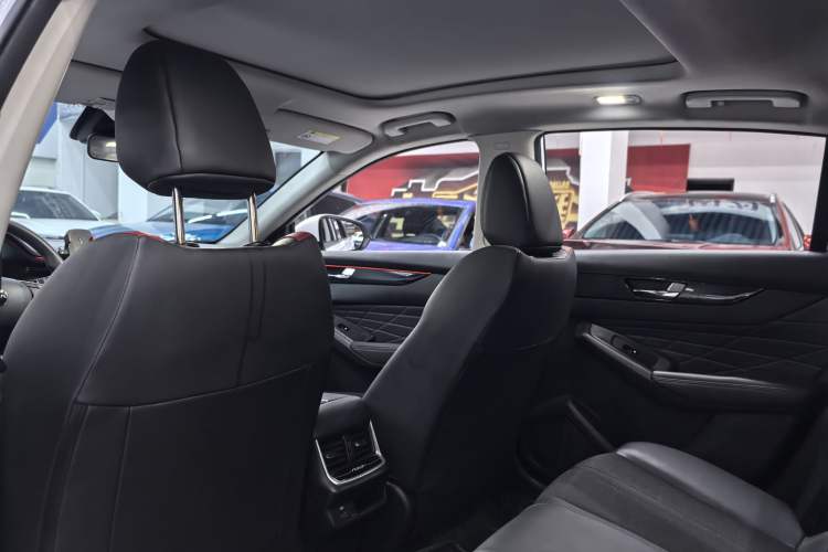 Used Dongfeng Aeolus Yixuan MAX 2023 1.5T Super-Powered Dad Edition Exterior 9