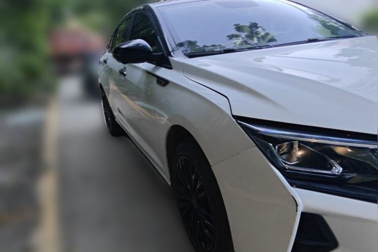 Used Dongfeng Aeolus Yixuan MAX 2023 1.5T Super Cool Trendy Dad Edition Front Right 45 Deg