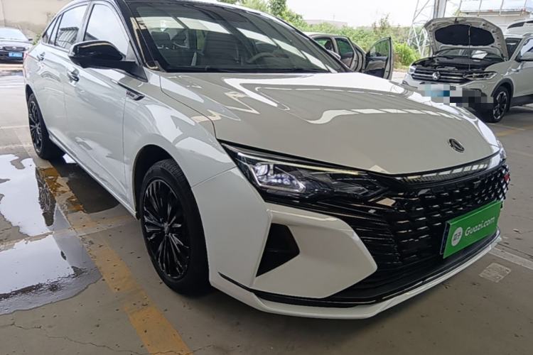 Used Dongfeng Aeolus Yixuan MAX 2023 1.5T Super Cool Trendy Dad Edition Front Right 45 Deg