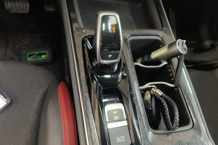 Used Dongfeng Aeolus Yixuan MAX 2023 1.5T Super-Powered Dad Edition Gear Lever