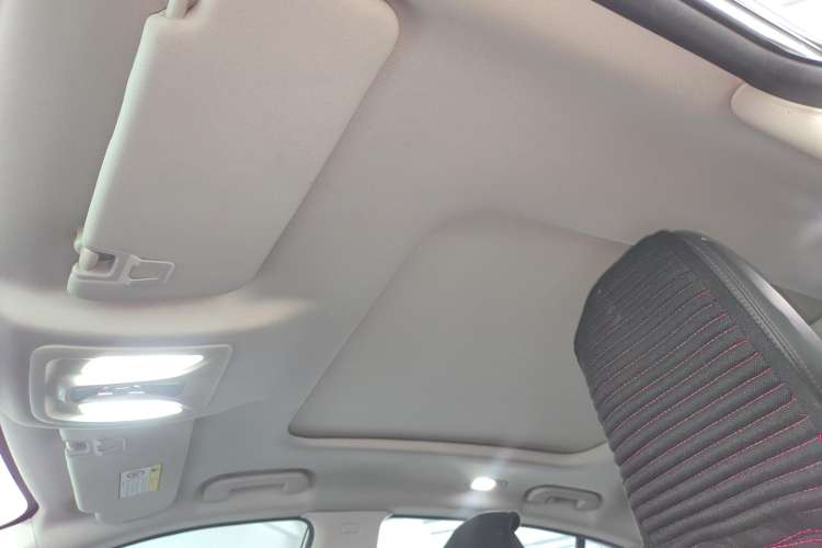 Used Dongfeng Aeolus Yixuan MAX 2023 1.5T Super-Powered Dad Edition Headliner