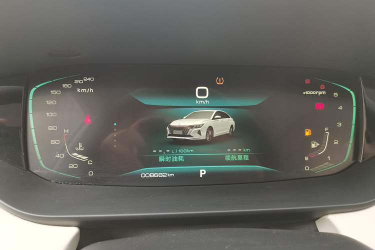 Used Dongfeng Aeolus Yixuan MAX 2023 1.5T Super Cool Trendy Dad Edition Instrument Cluster