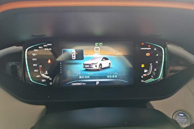 Used Dongfeng Aeolus Yixuan MAX 2023 1.5T Super Cool Trendy Dad Edition Instrument Cluster
