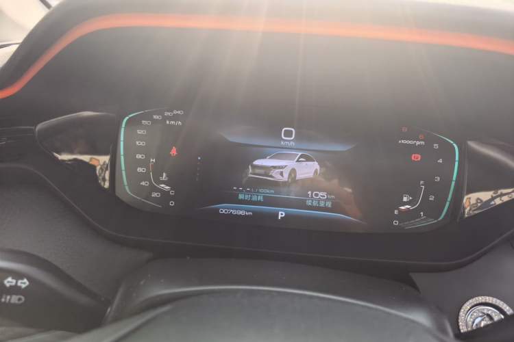 Used Dongfeng Aeolus Yixuan MAX 2023 1.5T Ultra-Stylish Trendsetting Dad Edition Instrument Cluster