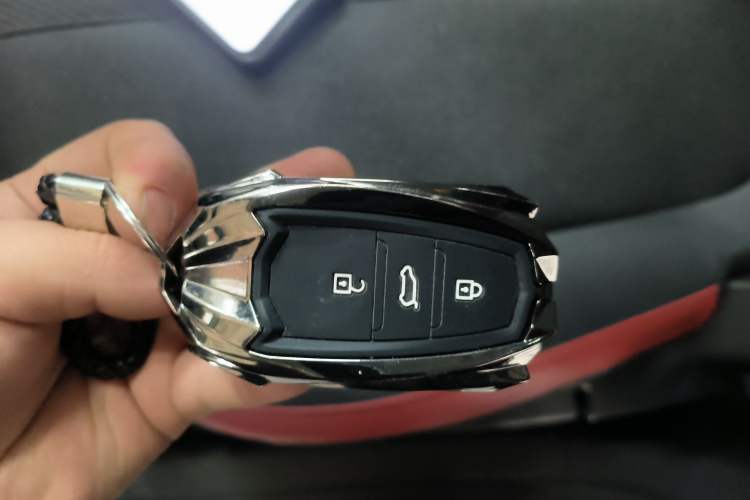 Used Dongfeng Aeolus Yixuan MAX 2023 1.5T Super-Powered Dad Edition Interior 1