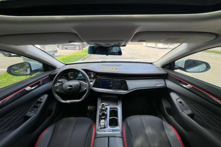 Used Dongfeng Aeolus Yixuan MAX 2023 1.5T Super-Powered Dad Edition Interior 2