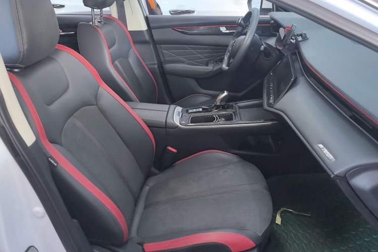 Used Dongfeng Aeolus Yixuan MAX 2023 1.5T Super-Powered Dad Edition Interior 2