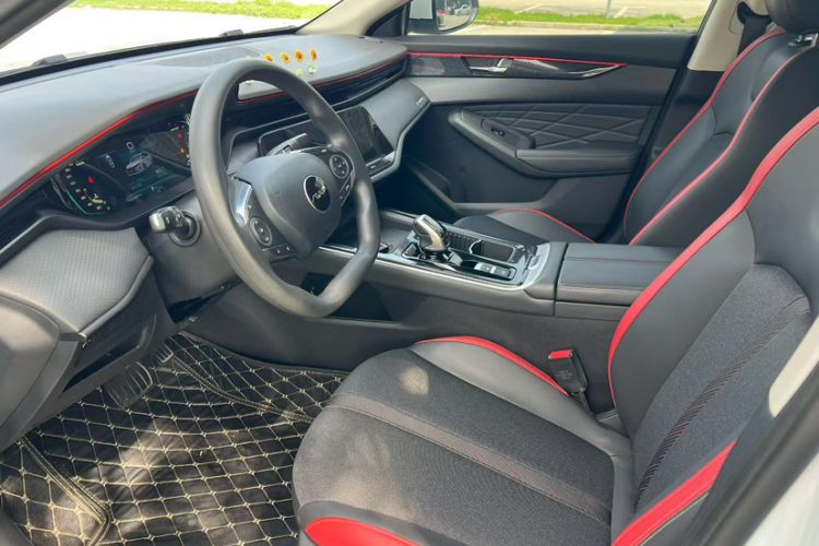 Used Dongfeng Aeolus Yixuan MAX 2023 1.5T Super-Powered Dad Edition Interior 3
