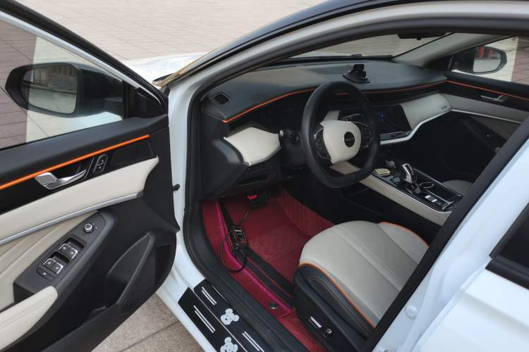 Used Dongfeng Aeolus Yixuan MAX 2023 1.5T Super Cool Trendy Dad Edition Interior 3