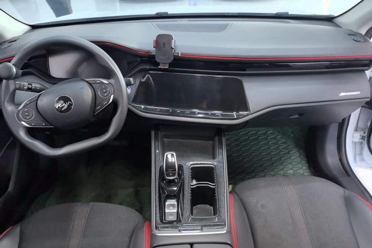 Used Dongfeng Aeolus Yixuan MAX 2023 1.5T Super-Powered Dad Edition Interior 3
