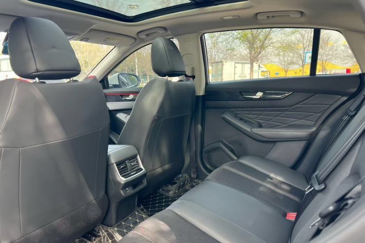 Used Dongfeng Aeolus Yixuan MAX 2023 1.5T Super-Powered Dad Edition Interior 4