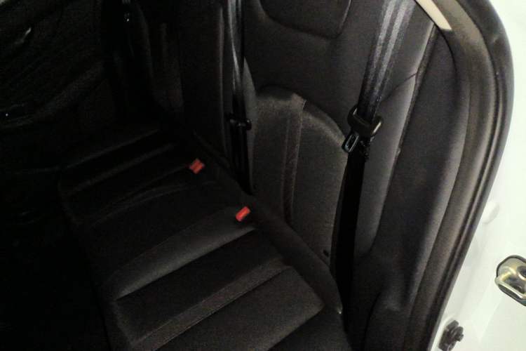 Used Dongfeng Aeolus Yixuan MAX 2023 1.5T Super-Powered Dad Edition Interior 4