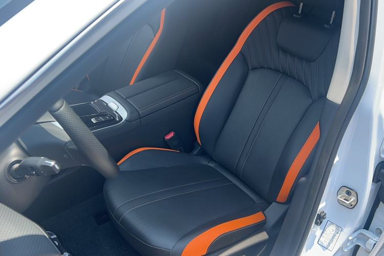 Used Dongfeng Aeolus Yixuan MAX 2023 1.5T Ultra-Stylish Trendsetting Dad Edition Left Front Seat